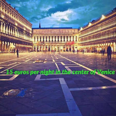 Venice Love Hostel Венеція Екстер'єр фото